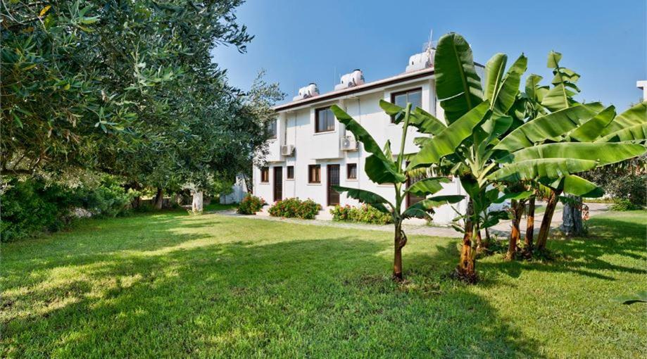 Bare Hill Holiday Apartments Krini Екстериор снимка