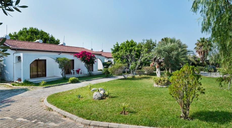 Bare Hill Holiday Apartments Krini Екстериор снимка