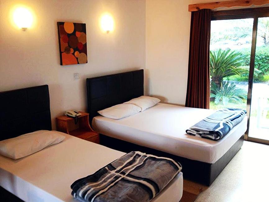 Bare Hill Holiday Apartments Krini Екстериор снимка